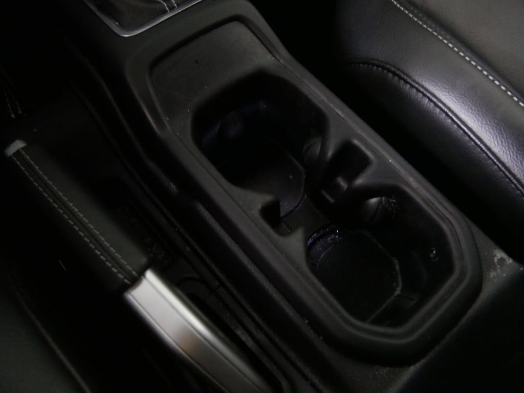 Used 2021 Jeep Wrangler Unlimited Sahara w/ Uconnect 4C Nav & Sound Group image 32