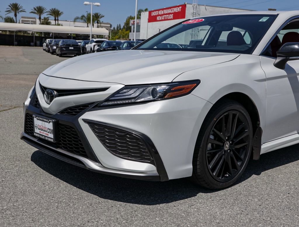 Used 2022 Toyota Camry XSE FWD image 10