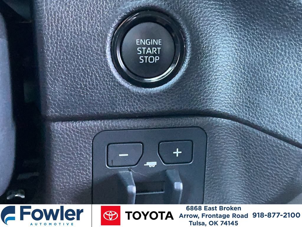 Certified 2025 Toyota Tundra SR5 w/ SR5 Premium Package AWD/4WD image 23