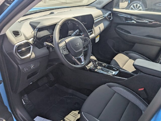 New 2026 Chevrolet TrailBlazer LT w/ Convenience Package AWD/4WD image 15