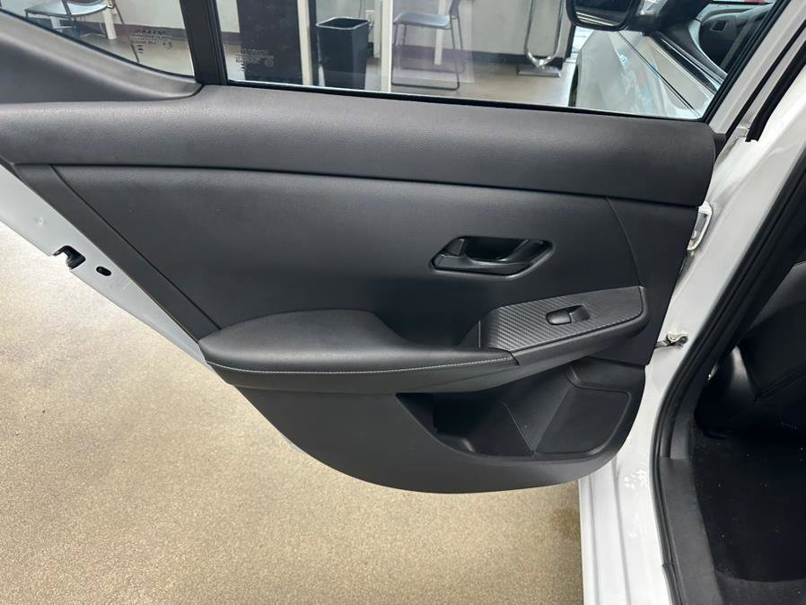 Used 2024 Nissan Sentra SV FWD image 21
