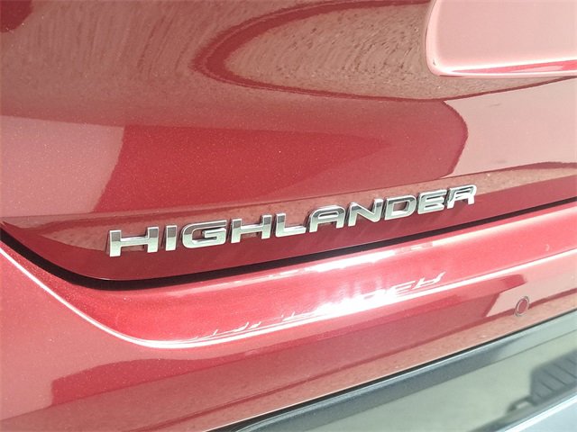 Used 2023 Toyota Highlander Limited image 9