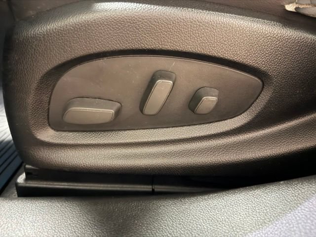 Used 2014 Buick LaCrosse Premium FWD image 16