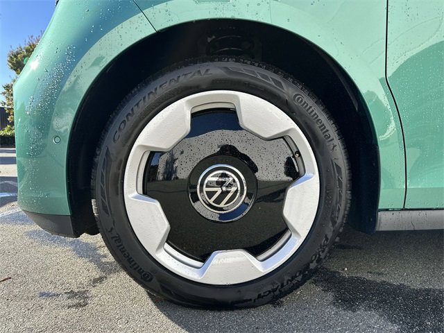 New 2025 Volkswagen ID. Buzz Pro S Plus image 11