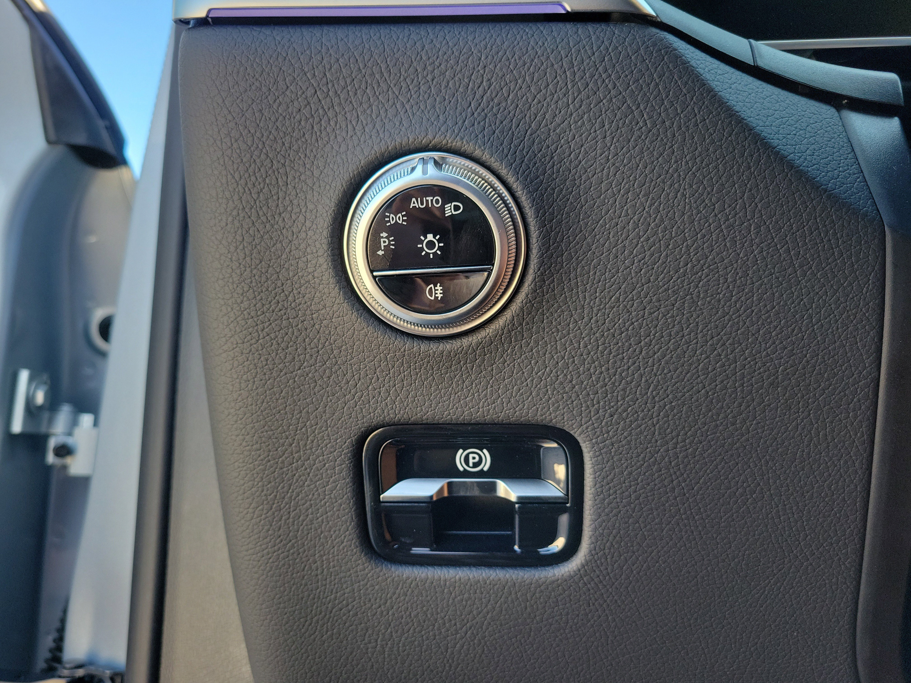 Certified 2026 Mercedes-Benz GLC 300 image 30