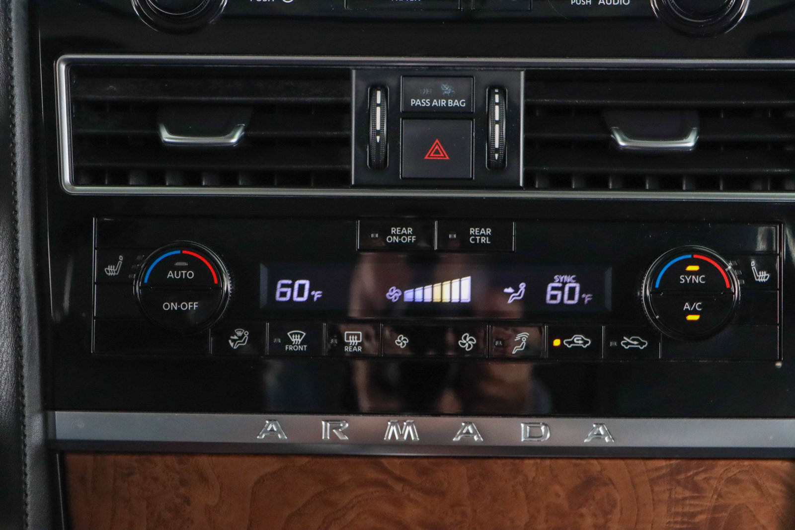 Used 2022 Nissan Armada SL image 21