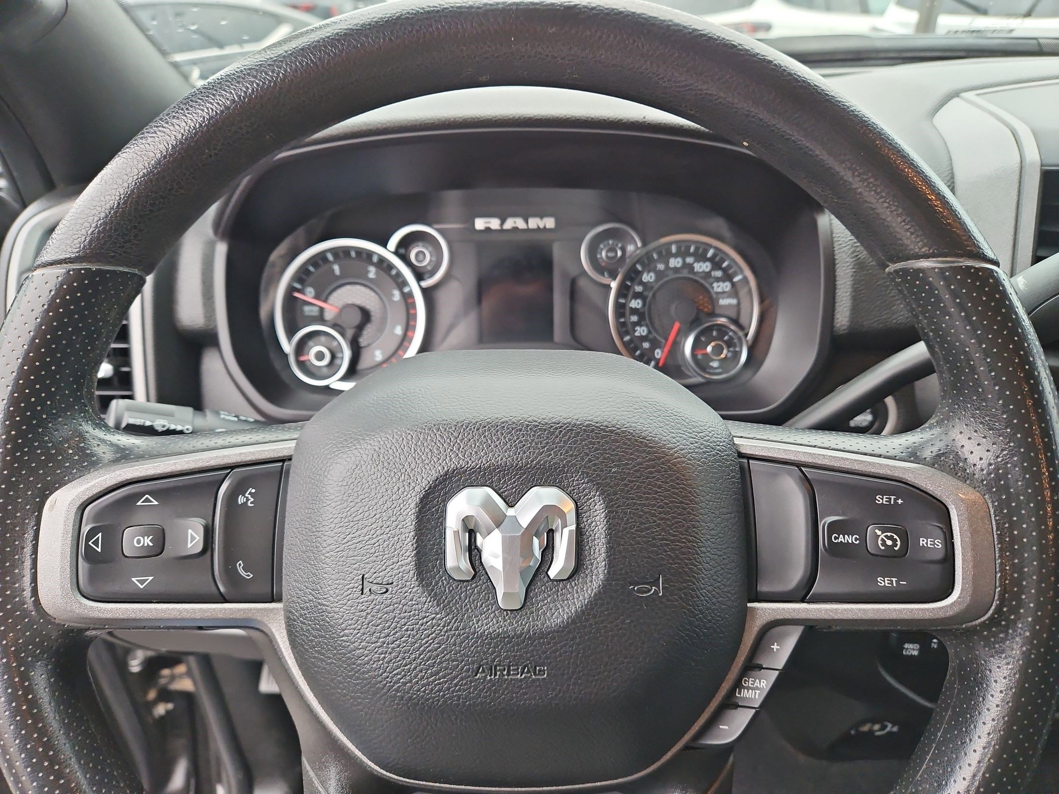 Used 2024 RAM 3500 Tradesman w/ Chrome Appearance Group image 23