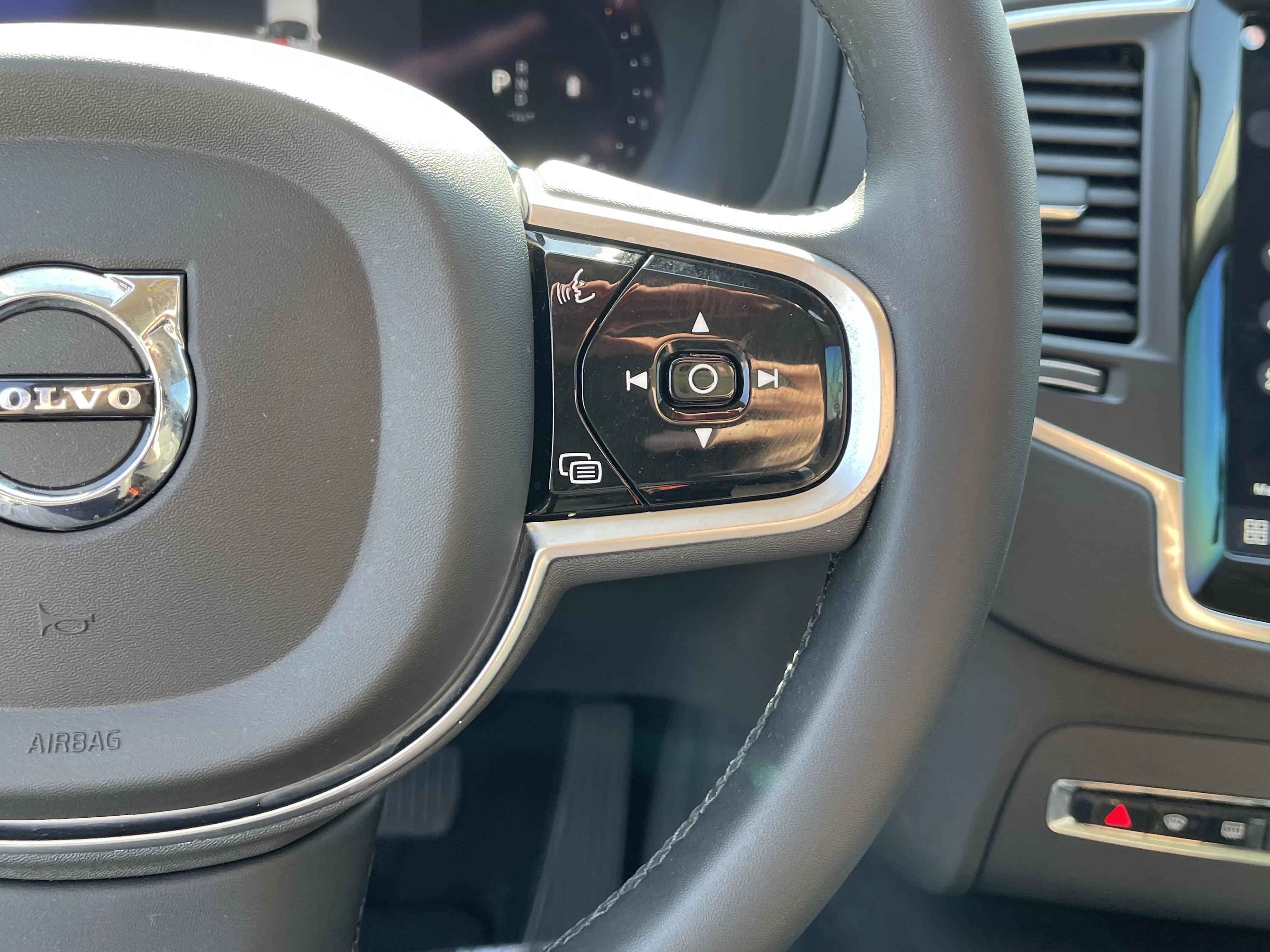 Used 2023 Volvo XC90 B5 Core AWD/4WD image 24