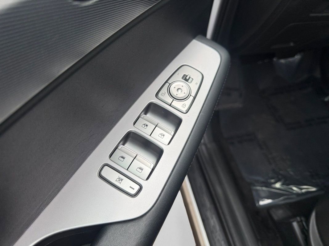 Used 2021 Hyundai Palisade SE image 9