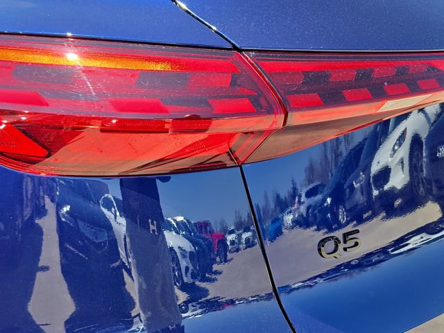 Certified 2025 Audi Q5 Premium w/ Convenience Package AWD/4WD image 38