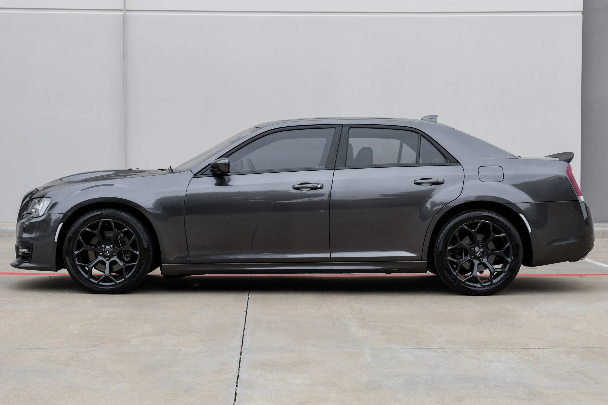 Used 2020 Chrysler 300 S RWD image 21