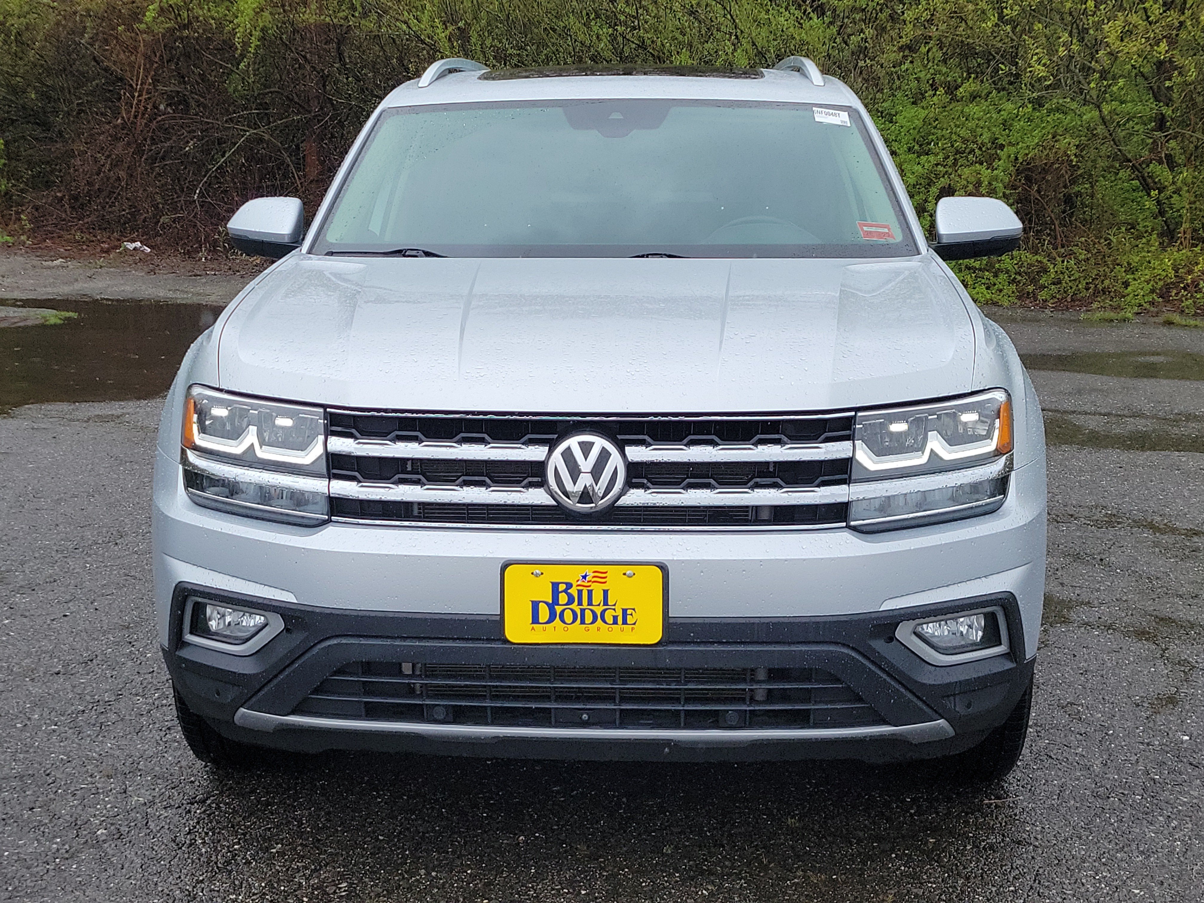 Used 2018 Volkswagen Atlas SEL Premium AWD/4WD image 2