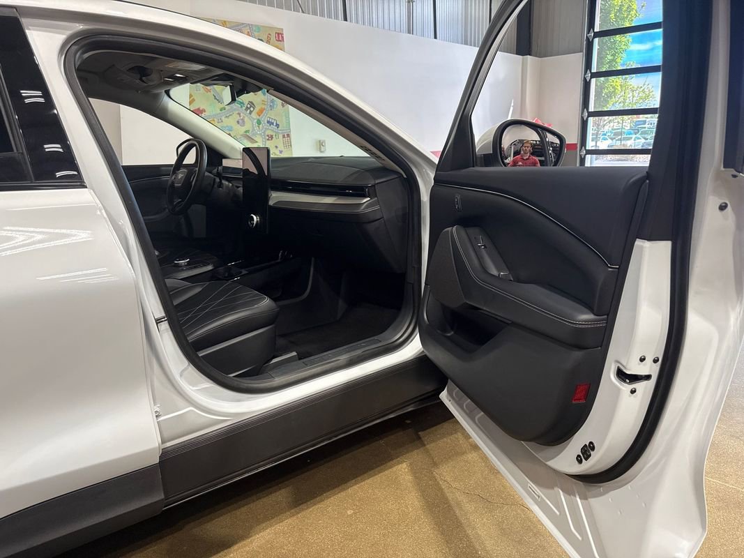 Used 2022 Ford Mustang Mach-E Select AWD/4WD image 65