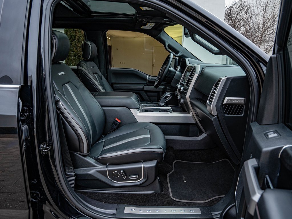 Used 2018 Ford F150 Platinum w/ Equipment Group 701A Luxury image 34