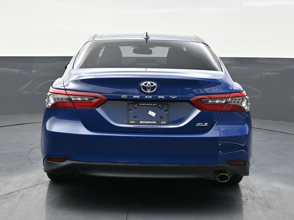Used 2024 Toyota Camry XLE FWD image 4
