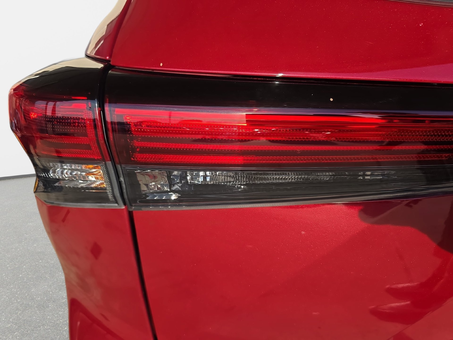 Used 2021 Toyota Highlander Platinum AWD/4WD image 33