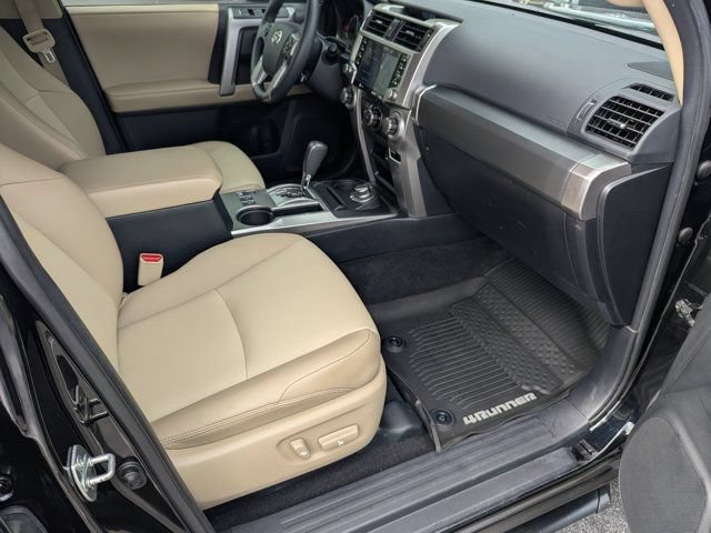 Used 2022 Toyota 4Runner SR5 Premium w/ Moonroof Package AWD/4WD image 12