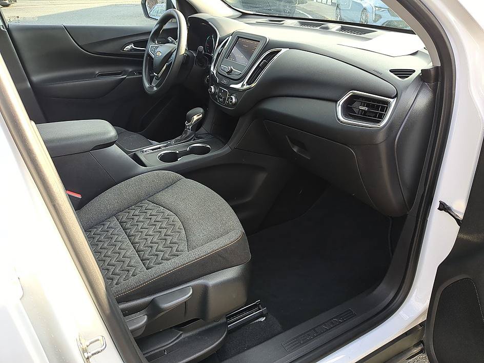 Used 2023 Chevrolet Equinox LT FWD image 31