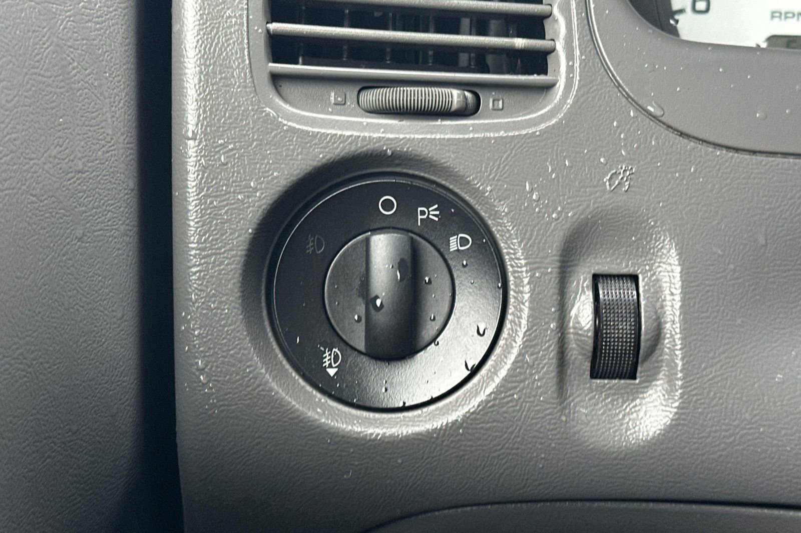 Used 2011 Ford Ranger Sport image 25