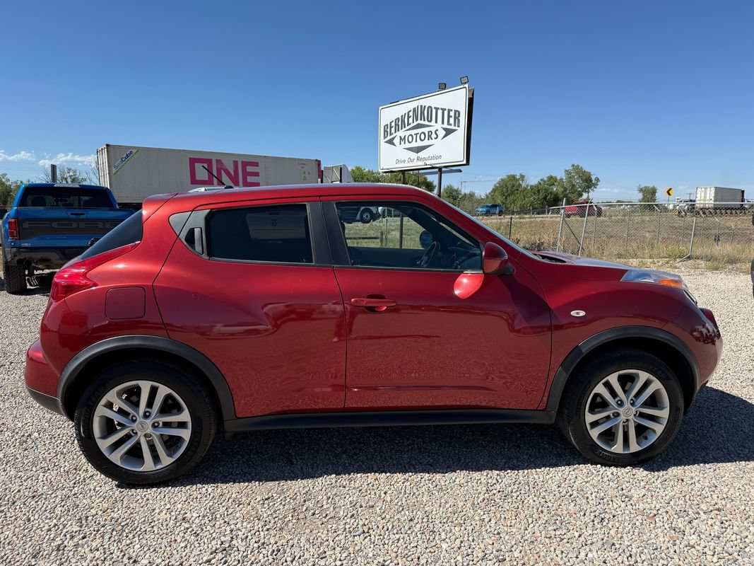Used 2014 Nissan Juke S AWD/4WD image 12