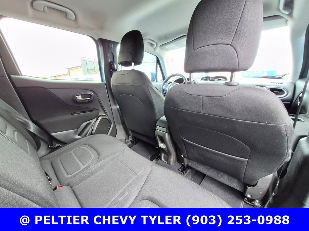 Used 2021 Jeep Renegade Latitude image 15