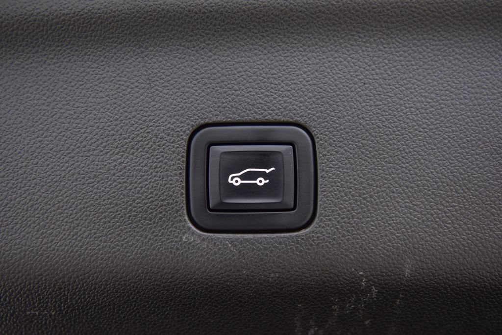 Used 2022 Chevrolet Tahoe High Country AWD/4WD image 24
