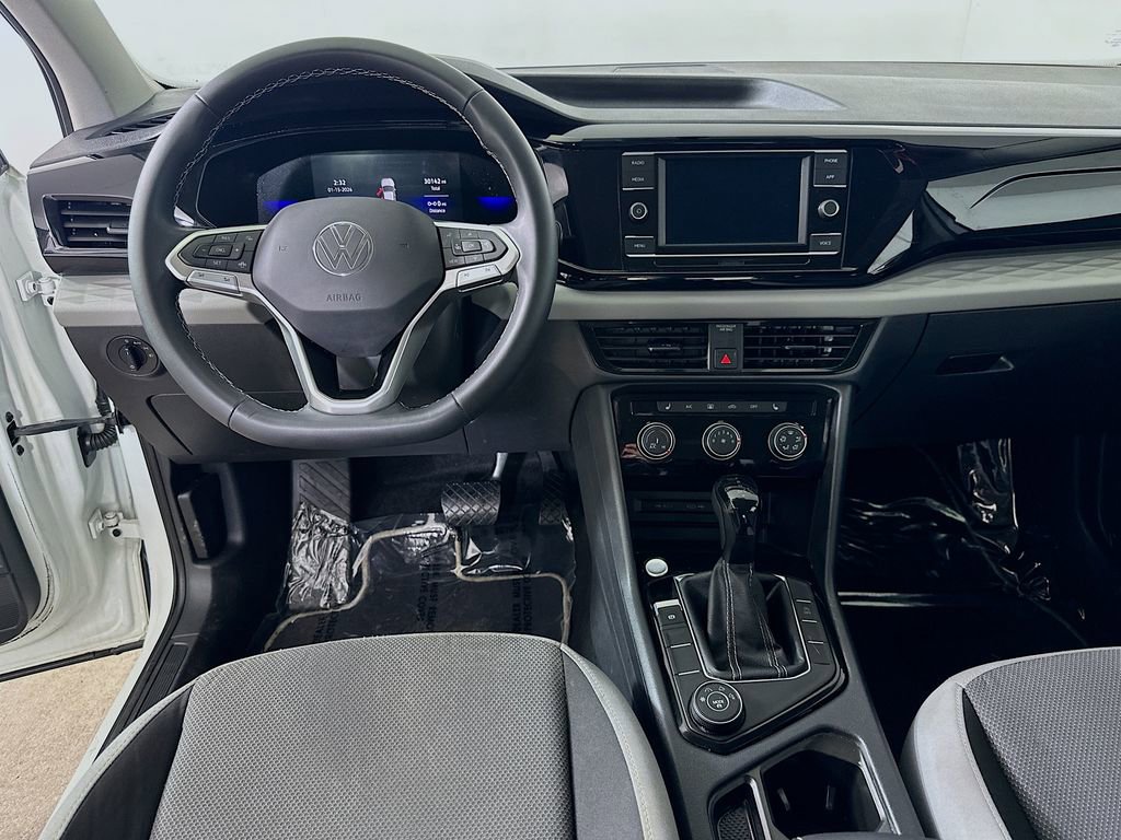 Used 2023 Volkswagen Taos S image 17