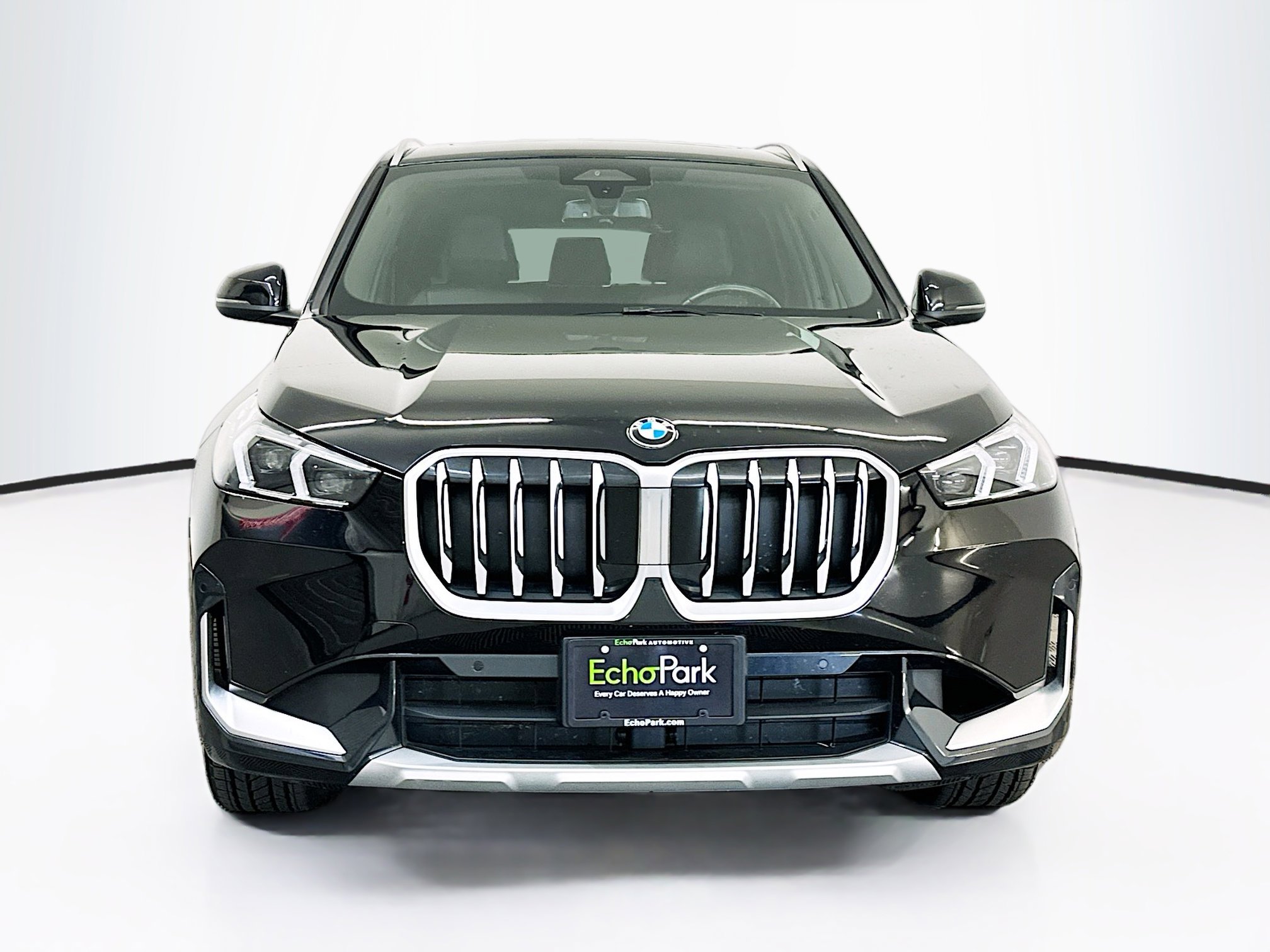 Used 2025 BMW X1 xDrive28i AWD/4WD image 2