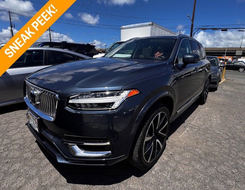 Used 2021 Volvo XC90 T8 Inscription Expression w/ Advanced Package