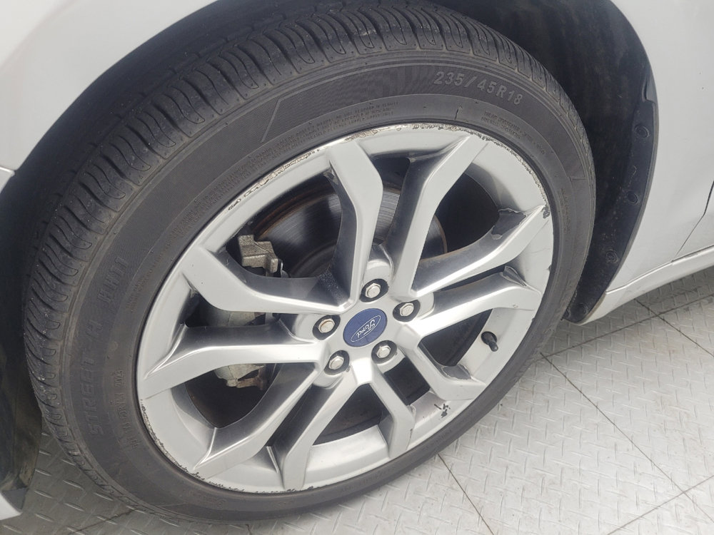 Used 2019 Ford Fusion SEL FWD image 31
