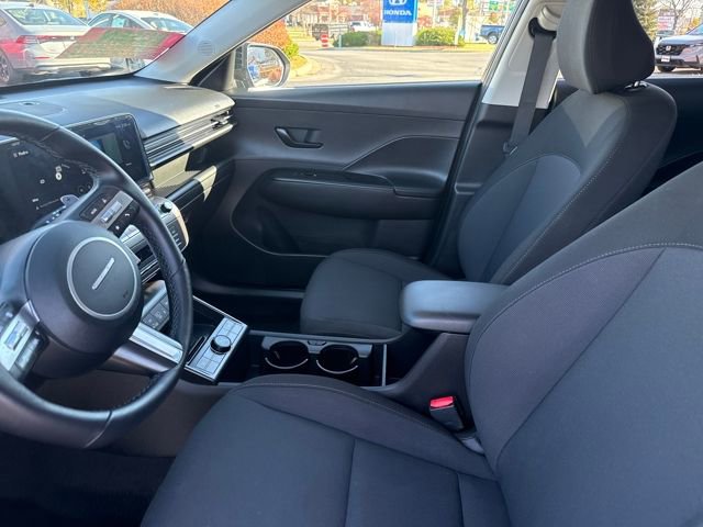 Certified 2024 Hyundai Kona SEL w/ Convenience Package image 12
