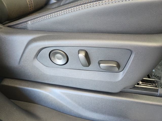 New 2026 Chevrolet Silverado 2500 High Country w/ Z71 Off-Road Package image 45