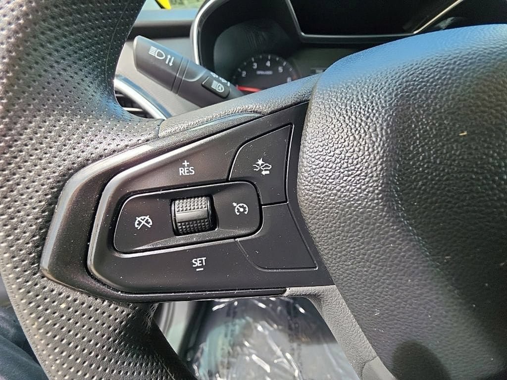 Used 2023 Chevrolet TrailBlazer LT FWD image 10