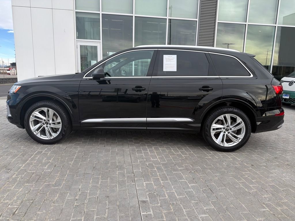 Used 2023 Audi Q7 2.0T Premium w/ Convenience Package image 2