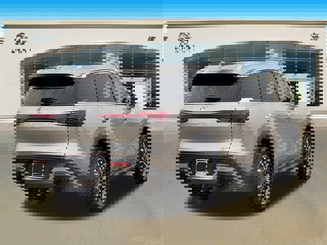 New 2025 INFINITI QX60 Luxe image 4