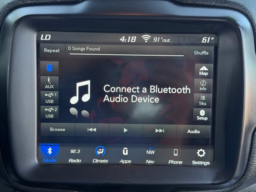 Used 2018 Jeep Renegade Altitude w/ UConnect 8.4 Nav Group FWD image 29