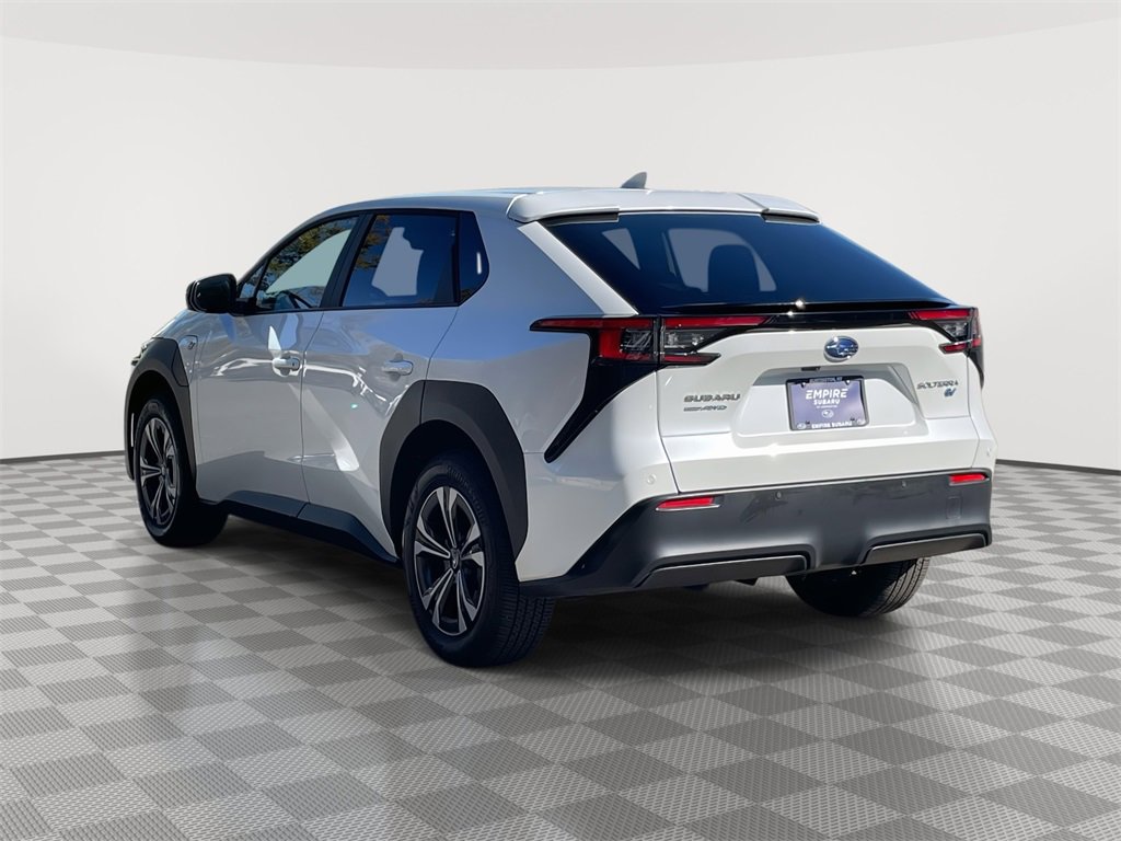 Used 2023 Subaru Solterra AWD image 5