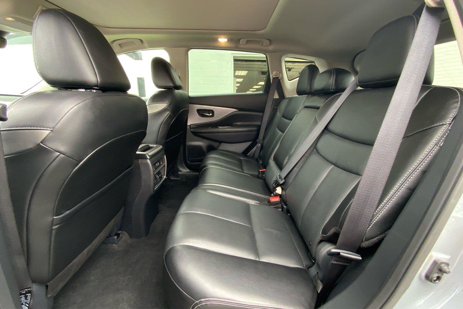 Used 2024 Nissan Murano SL AWD/4WD image 11
