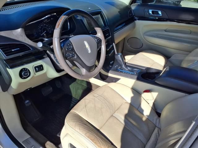 Used 2015 Lincoln MKT AWD w/ Equipment Group 201A image 20
