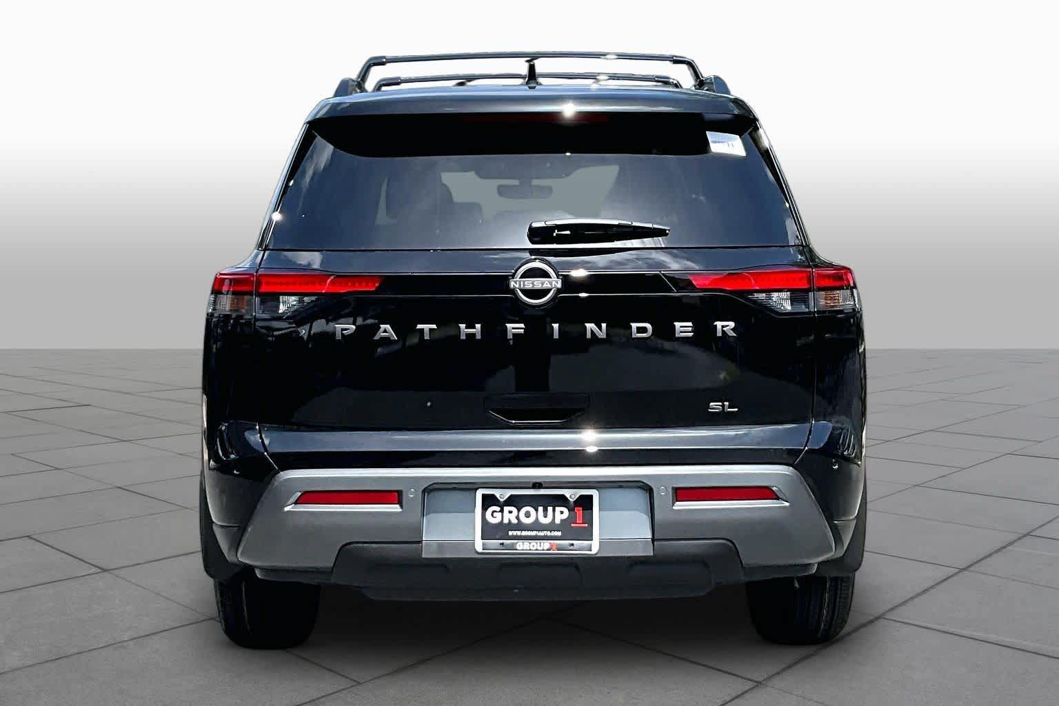 New 2026 Nissan Pathfinder SL FWD image 4