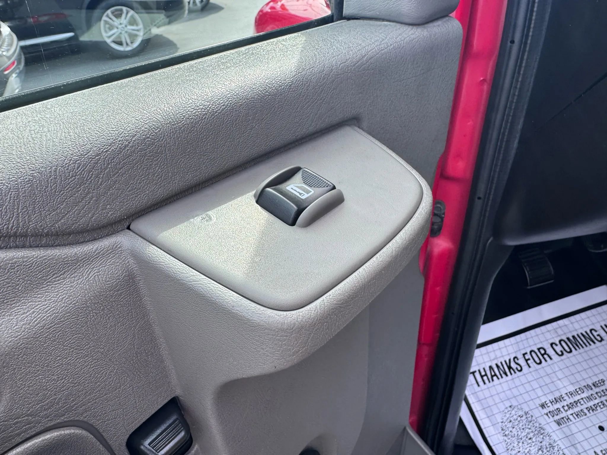 Used 2017 GMC Savana 3500 Regular Van 3D image 14