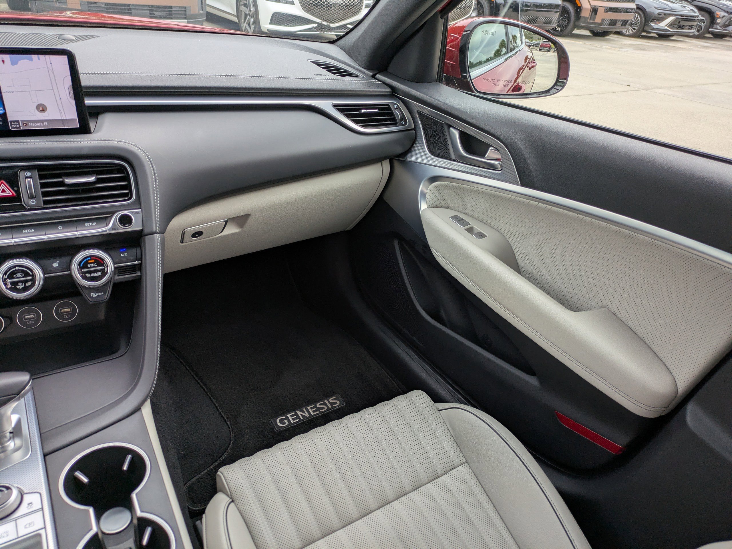 Certified 2022 Genesis G70 3.3T image 13