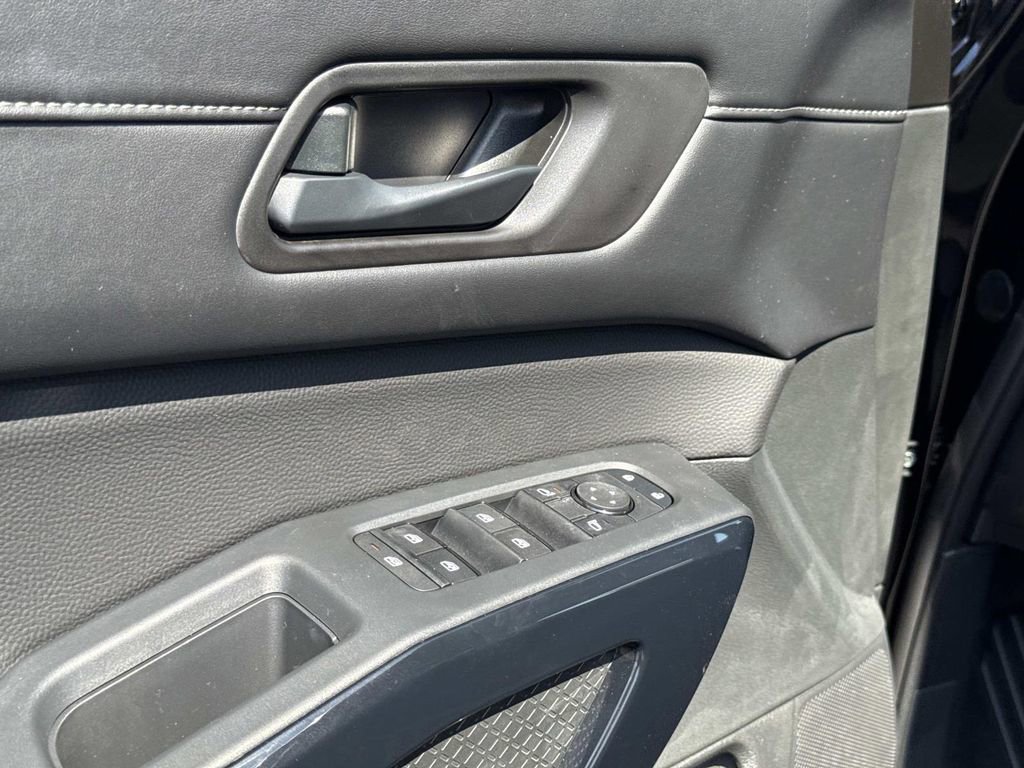 New 2026 Nissan Pathfinder SV FWD image 18