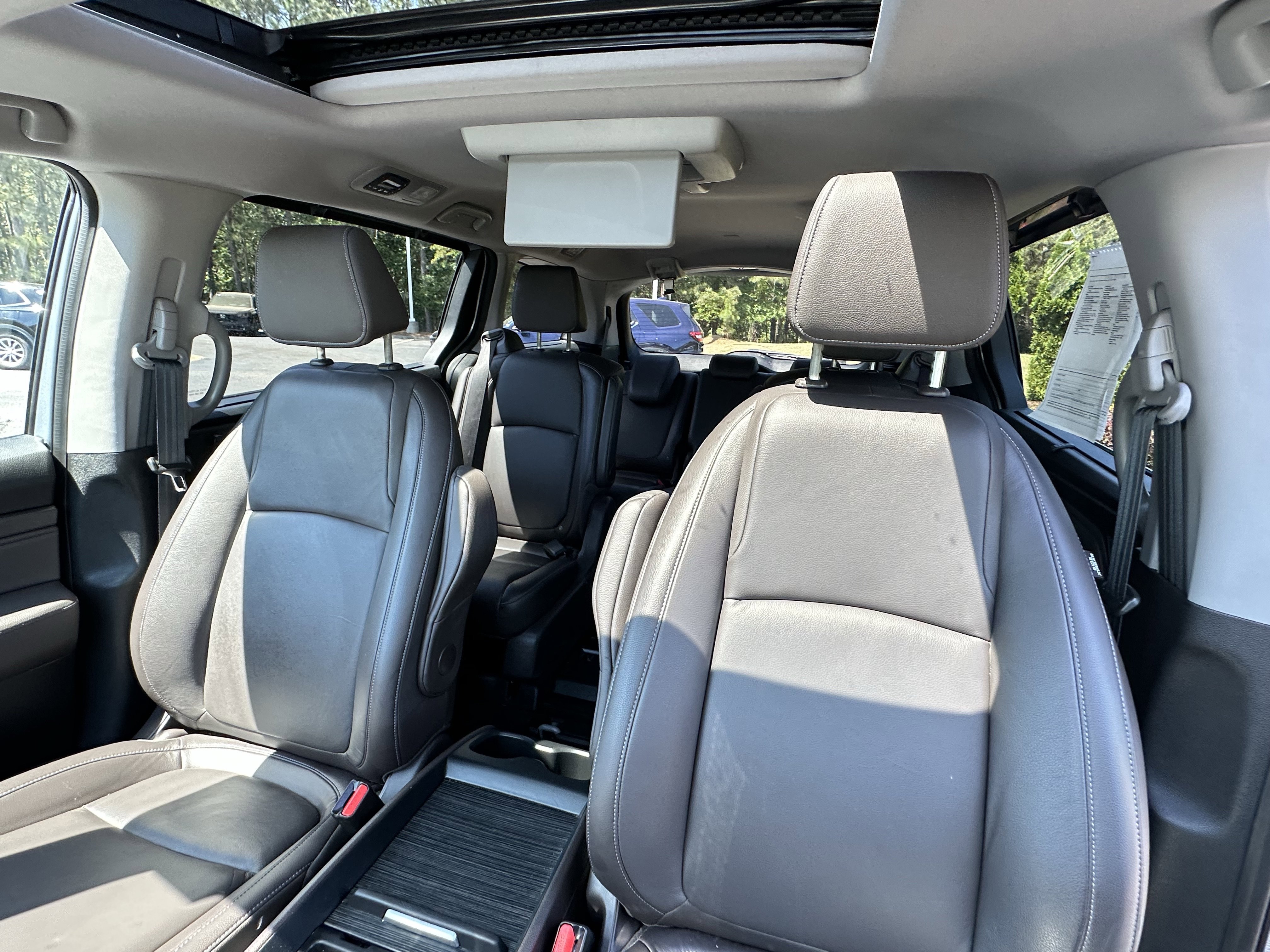 Used 2023 Honda Odyssey Touring image 8