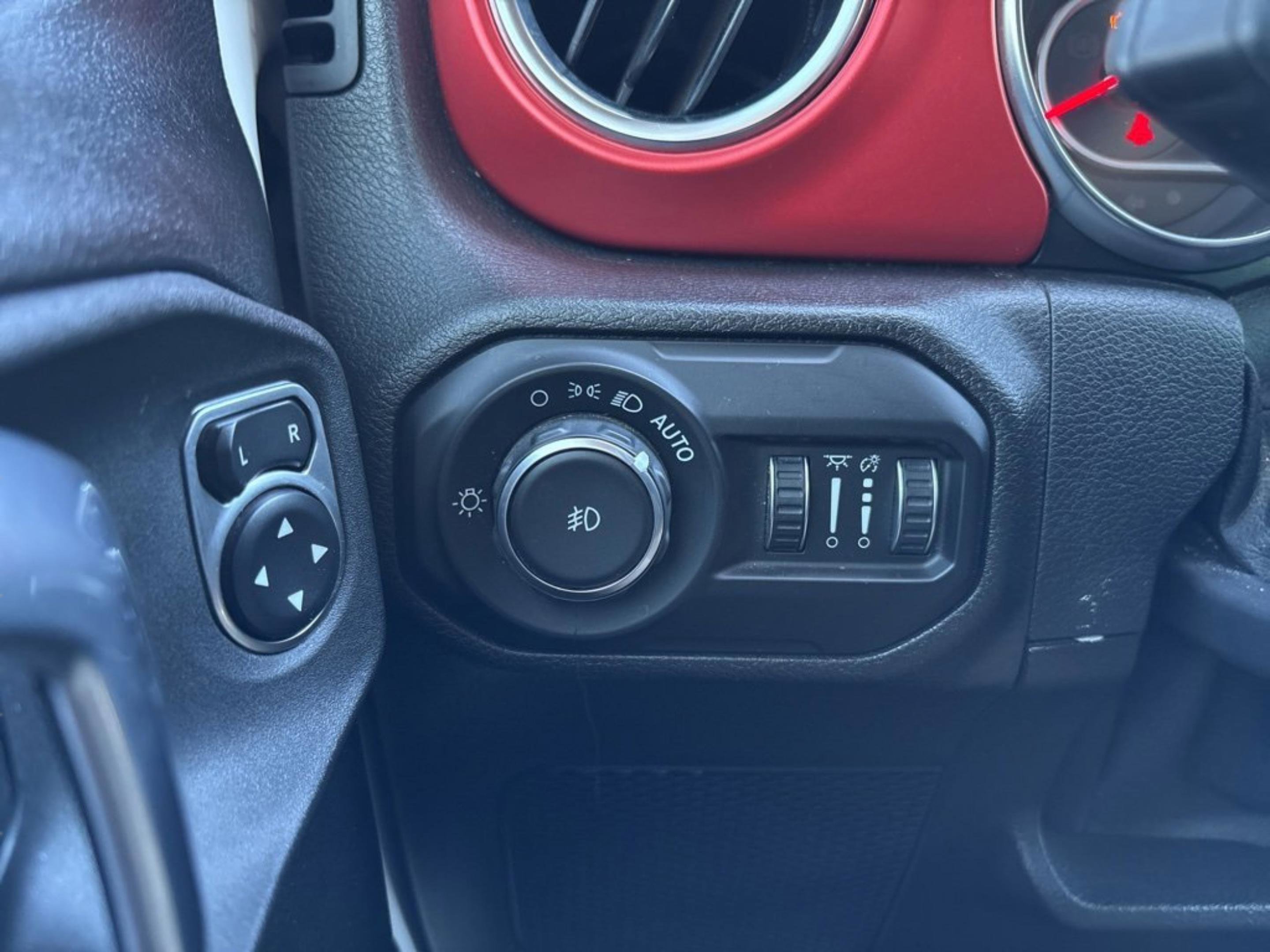 Used 2021 Jeep Wrangler Unlimited Rubicon image 20