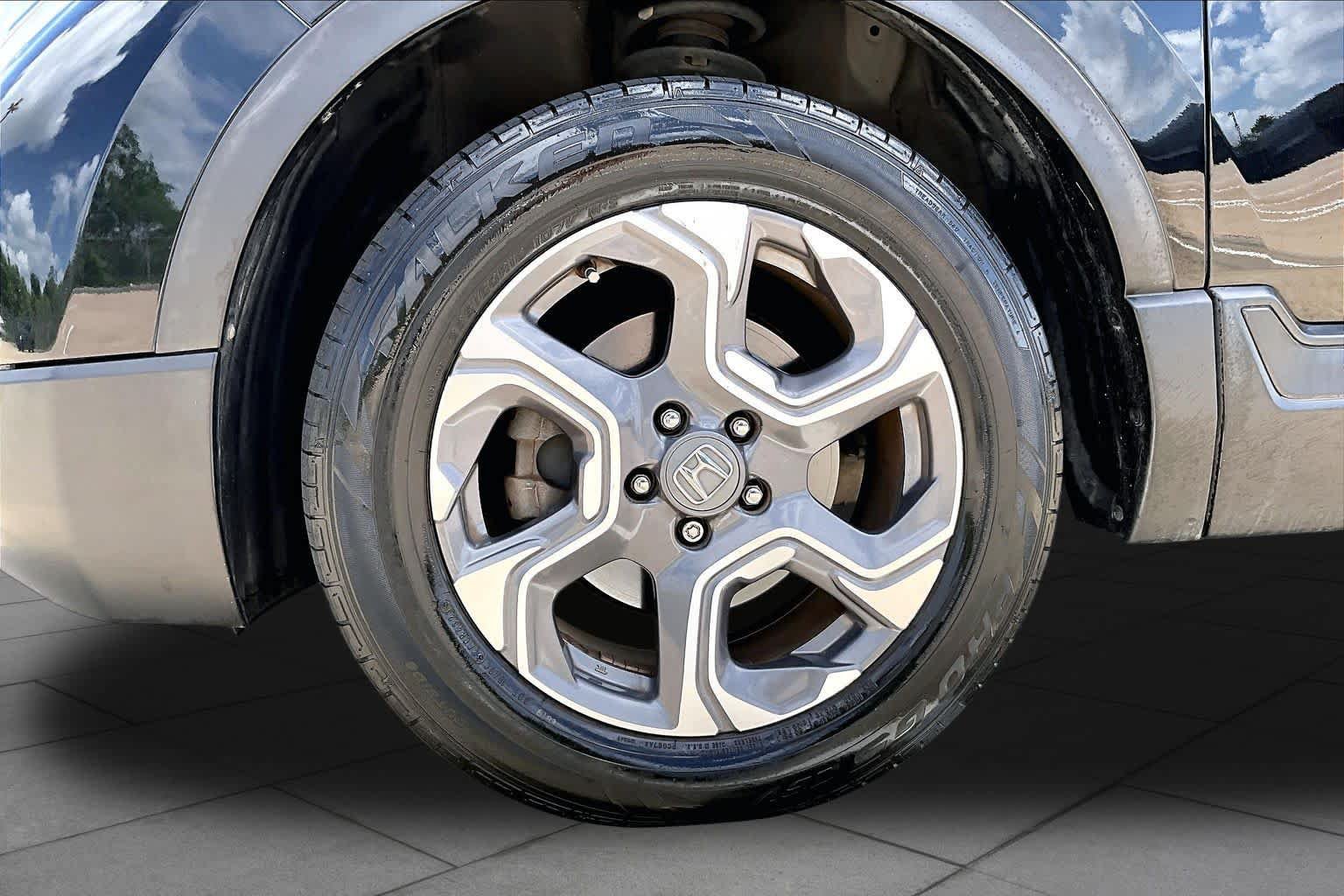 Used 2017 Honda CR-V EX image 10