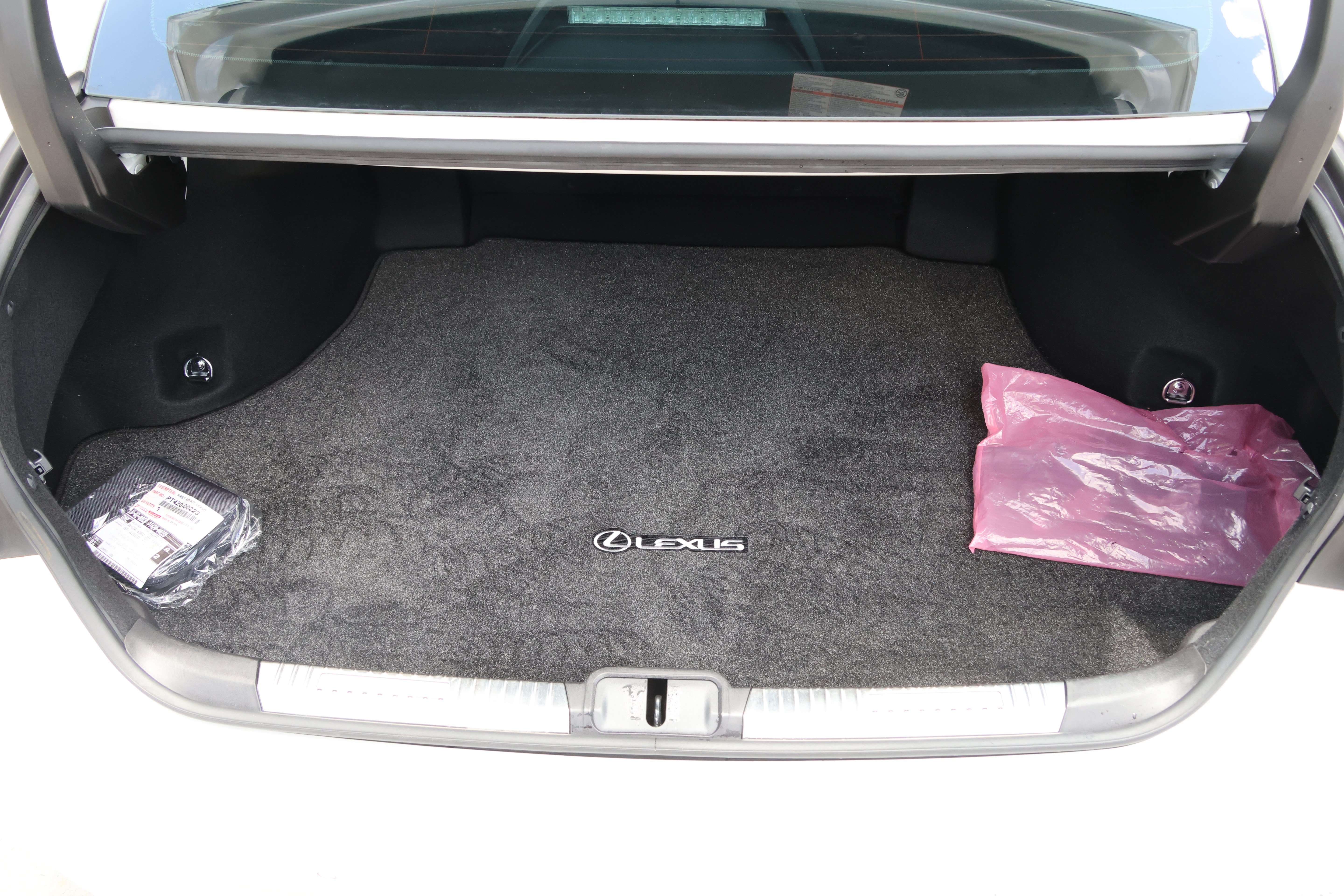 Used 2022 Lexus ES 350 Ultra Luxury w/ Accessory Package 2 FWD image 37