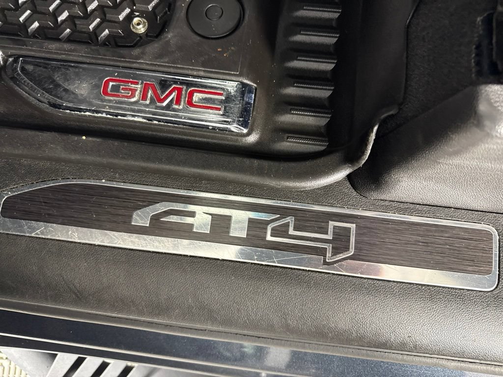 Used 2019 GMC Sierra 1500 AT4 w/ AT4 Premium Package AWD/4WD image 15
