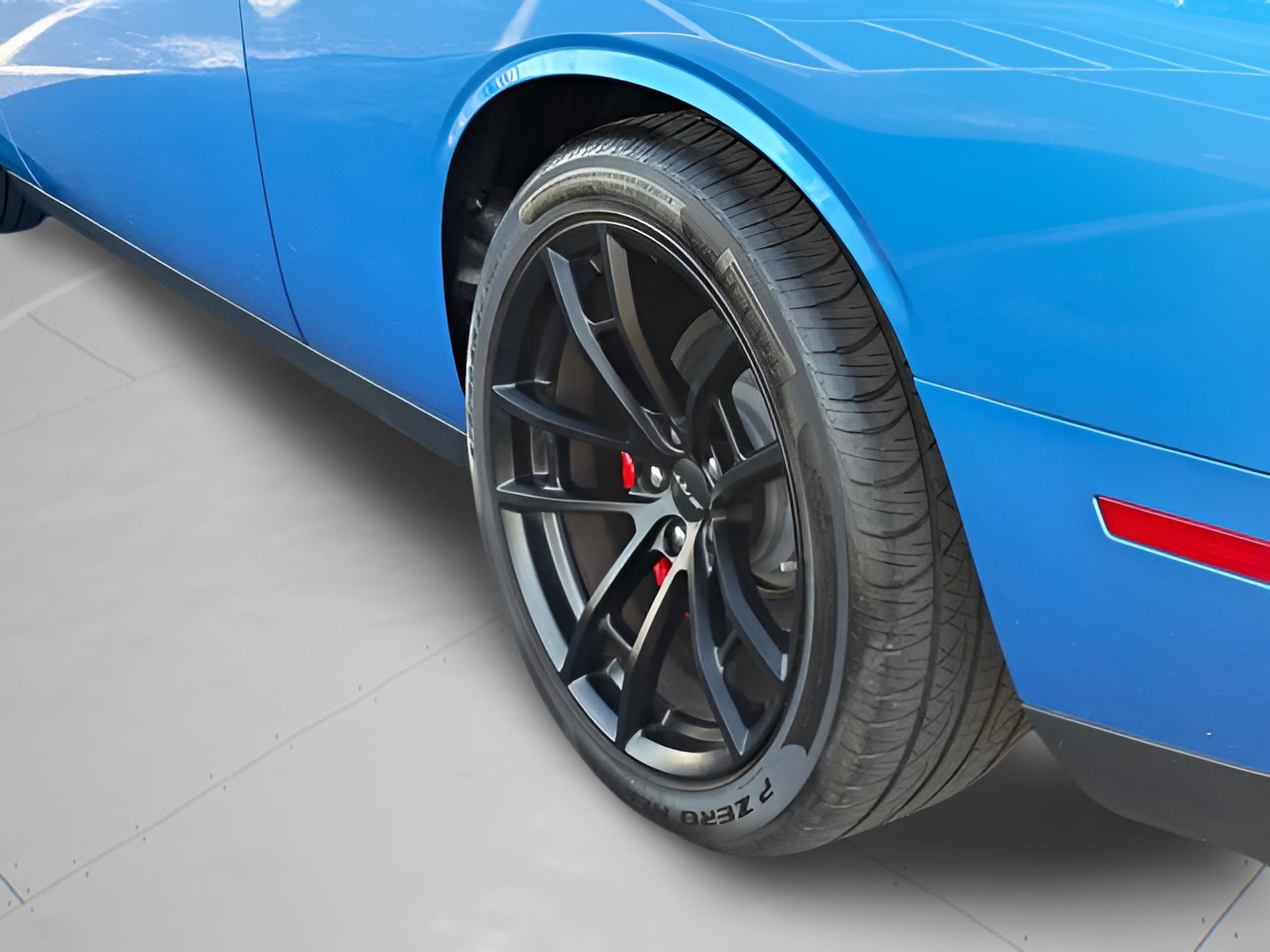 Used 2023 Dodge Challenger SRT Hellcat RWD image 30