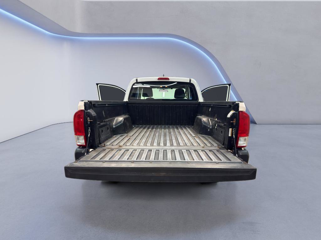 Used 2016 Toyota Tacoma SR RWD image 14